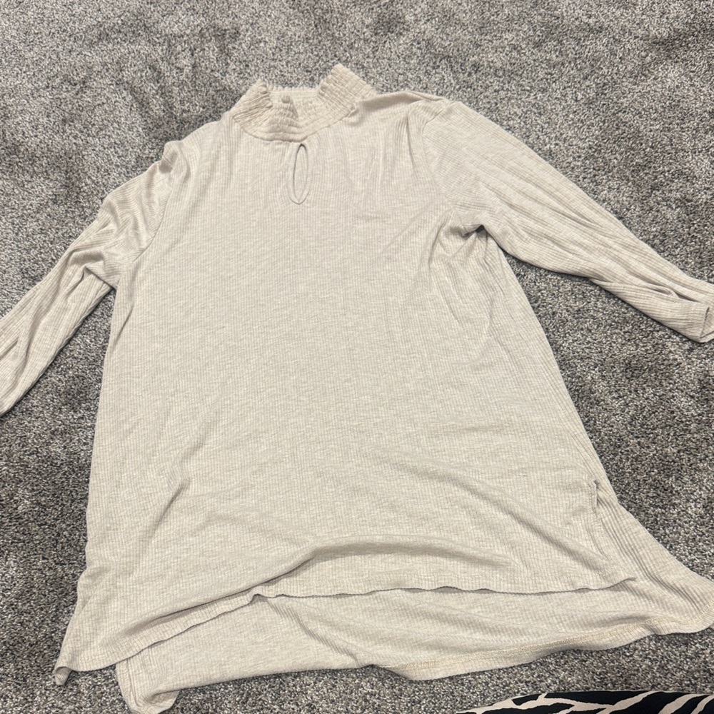 Cha Cha Vente Cream Tunic Top